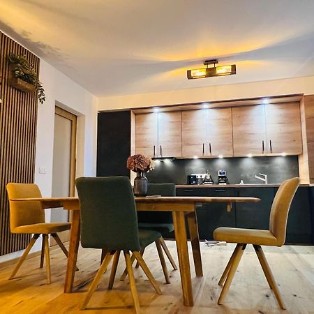 Family 2 Bedroom Ski&Bike Apartment With Terrase Janské Lázně Buitenkant foto