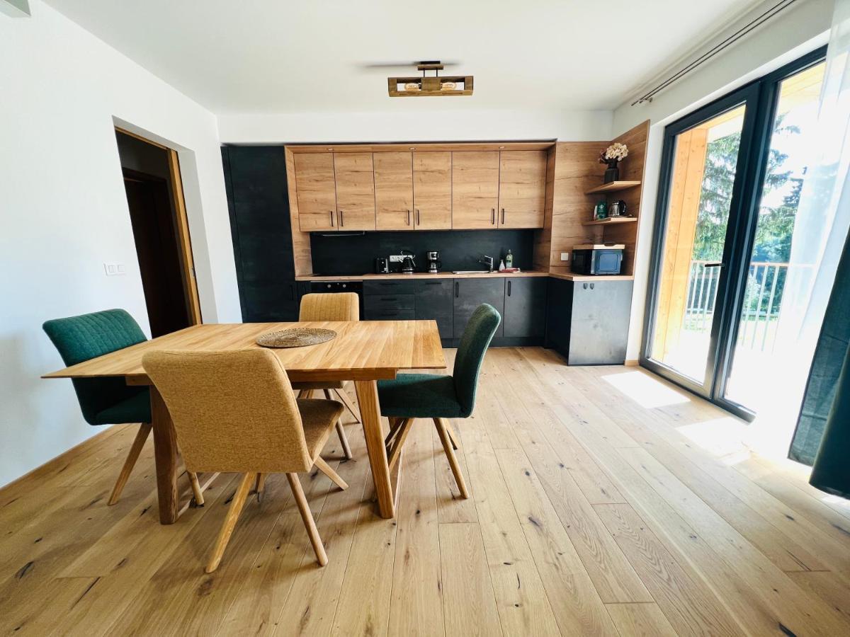 Family 2 Bedroom Ski&Bike Apartment With Terrase Janské Lázně Buitenkant foto