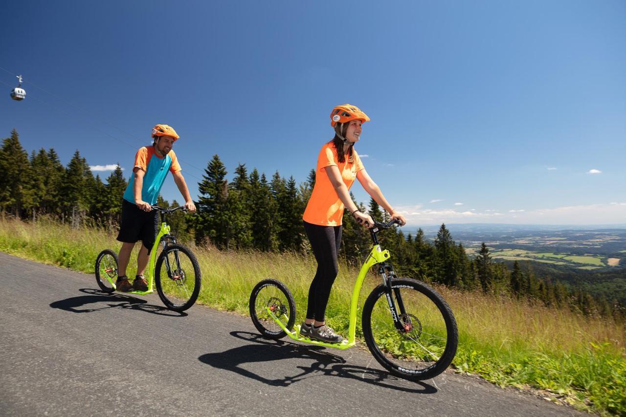 Family 2 Bedroom Ski&Bike Apartment With Terrase Janské Lázně Buitenkant foto